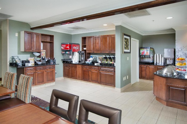 Staybridge Suites Augusta image 4